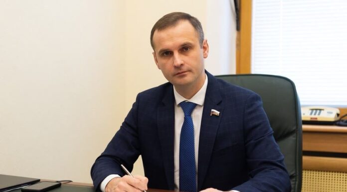 Фото к сообщению о заявлении Сергея Леонова о конкуренции государственной и частной медицины